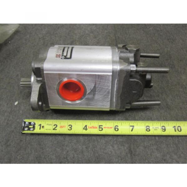 NEW DYNAMATIC LIMITED HYDRAULIC # C28.7L34226200120 Pump #4 image