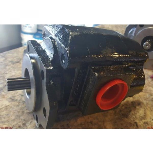 P5151A224NOZK2554, Permco, Hydraulic Gear  Pump #2 image