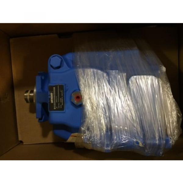 VICKERS 02334369 PVH141QICRF13S10C2331 HYDRAULIC NEW IN BOX Pump #1 image