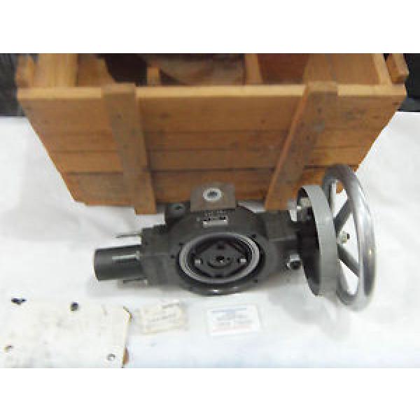 Bosch/Moog 0514300079 Hydraulic Radial Piston Missing front housing shaf Pump #1 image