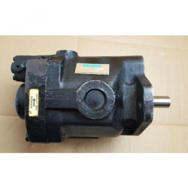 VICKERS PVB 10 RSY 30CM11 VARIABLE DISPLACEMENT HYDRAULIC AXIAL PISTON   Pump #5 image