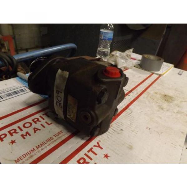 Vickers R3 V20P 1S13T 1002731 Hydraulic  Pump #5 image