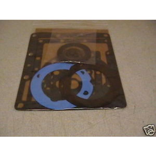 seal/gaskit kit for eaton 46 series old style hydraulic pump Pump #1 image