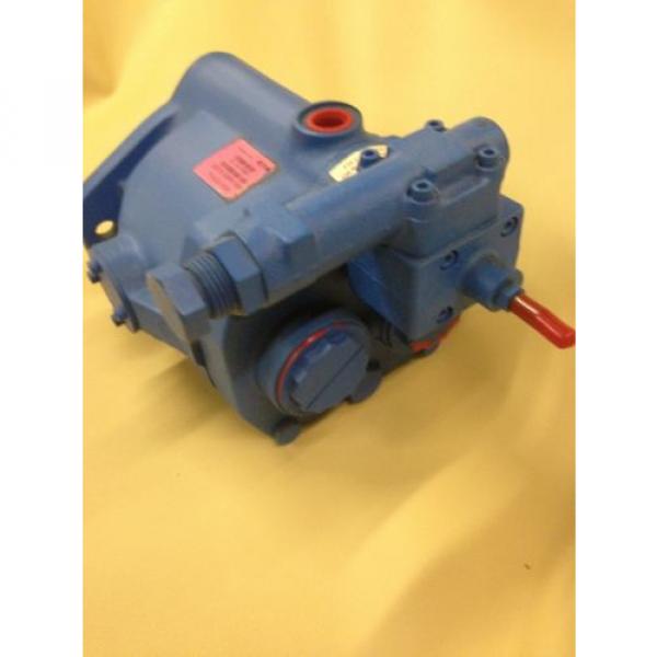 New Old Stock Eaton PVQ32B2R Low Noise Industrial Piston   G9 Pump #3 image