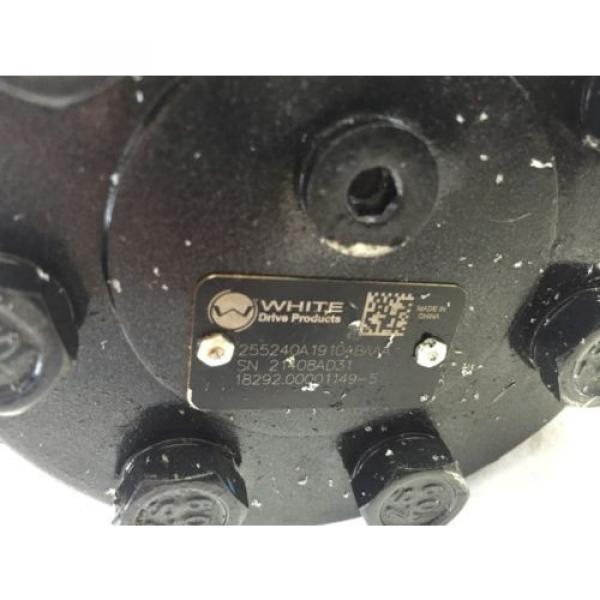 USED WHITE 255240A1910ABAAA DRIVE PRODUCTS HYDRAULIC MOTOR,BOXZG Pump #3 image