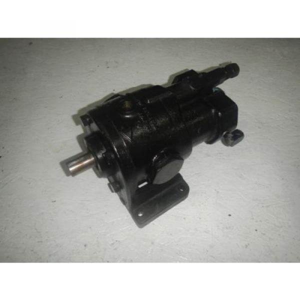 Delavan PV4290R300093 Hydraulic Pressure Compensated Piston  Pump #1 image