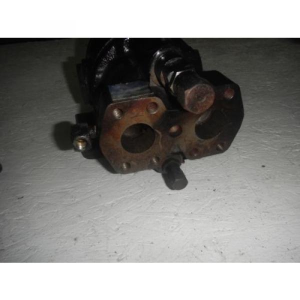 Delavan PV4290R300093 Hydraulic Pressure Compensated Piston  Pump #3 image