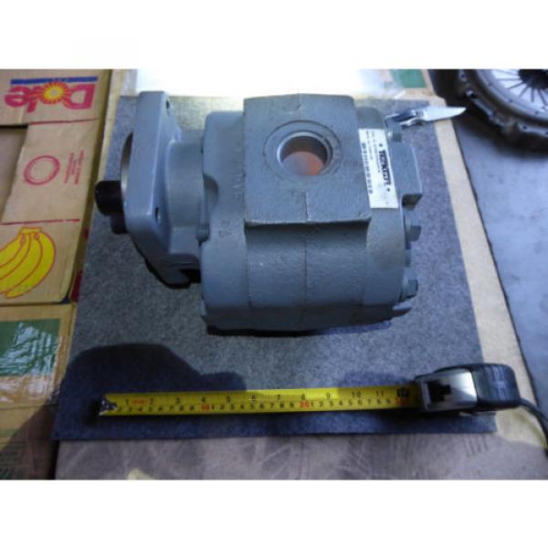 NEW TRUCKRAFT HYDRAULIC ME7500C767ADZK2500 PERMCO Pump #1 image