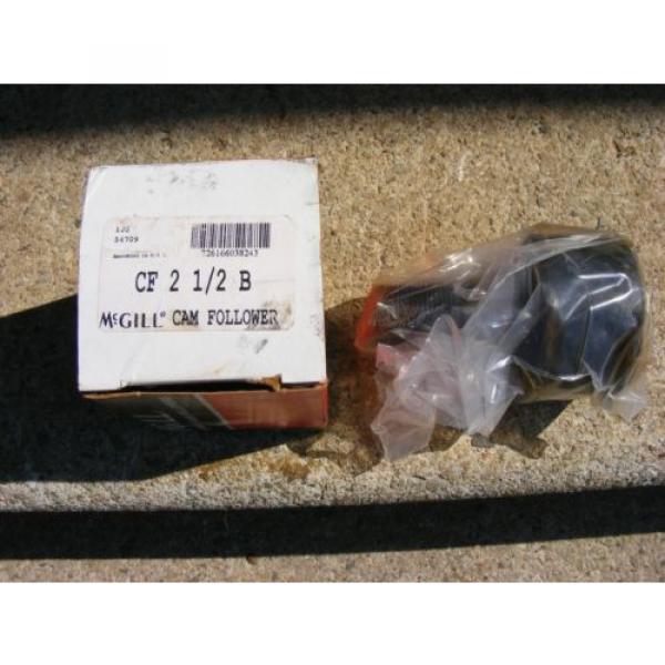 McGill CF21/2B CF 2 1/2 B Cam Follower New in Box #1 image