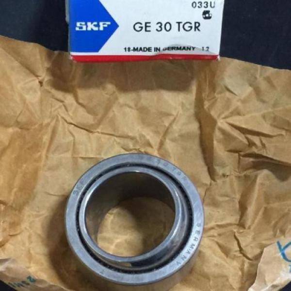 NEW SKF SPHERICAL PLAIN BEARING 30MM ID PN# GE 30 TGR #1 image