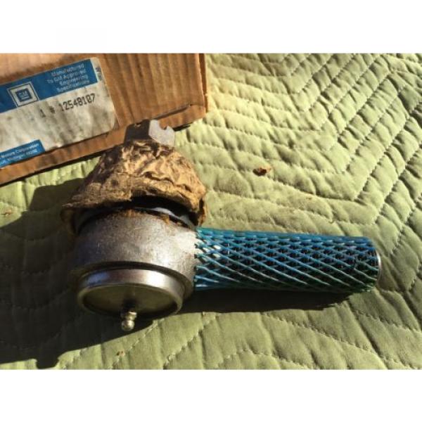 Genuine Gm Tie Rod End 12548107 Nos New #3 image