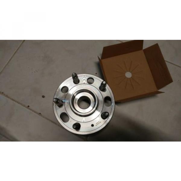 Wheel Bearing and Hub Assembly Front/Rear #4 image