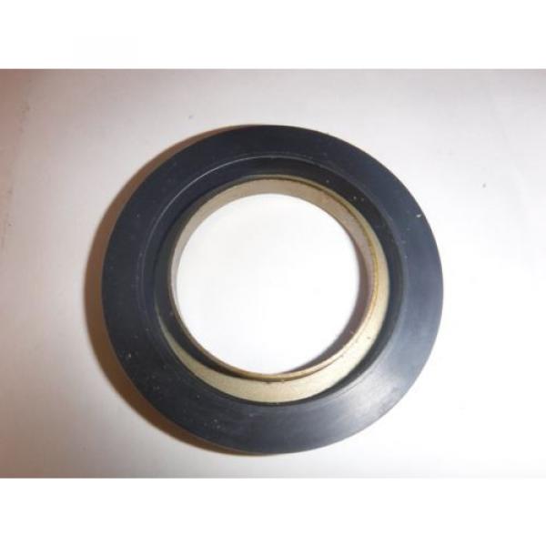 NEW SKF 15660  Oil Seal New Grease Seal CR Seal(P) #2 image