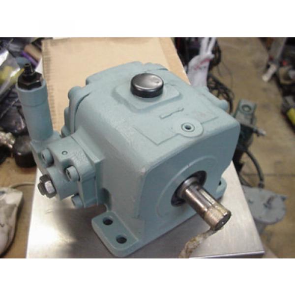 New Nachi hydraulic variable volume vane pump WVDC2A2A320 VDC2A2A320  Pump #1 image