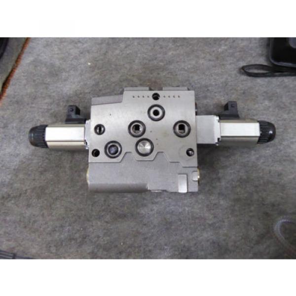 NEW REXROTH SECTIONAL VALVE # R917000868 #1 image