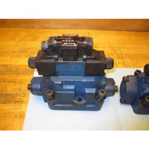 Rexroth 4WEH22J76/6EW110N9ETDK25L/V Hydraulic Directional Valve R978891301 #2 image