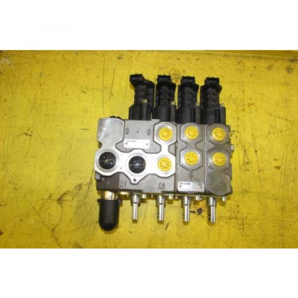 Rexroth Hydraulic Control Block Remote Valve New No Box #1 image